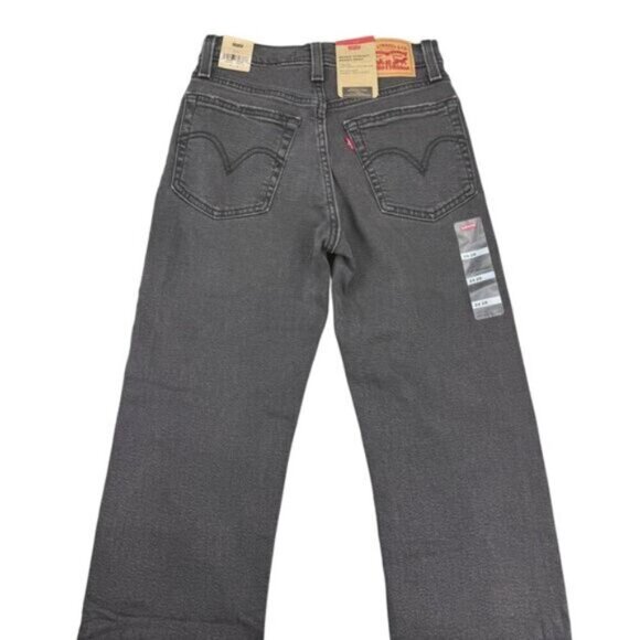 Levi's Women's Wedgie High Rise Straight Leg Jeans with Destruction Size 24 x 28 - Picture 8 of 10